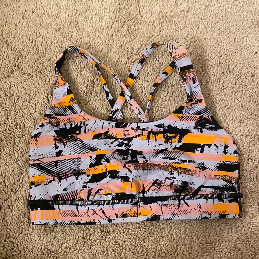 Lululemon sports bra